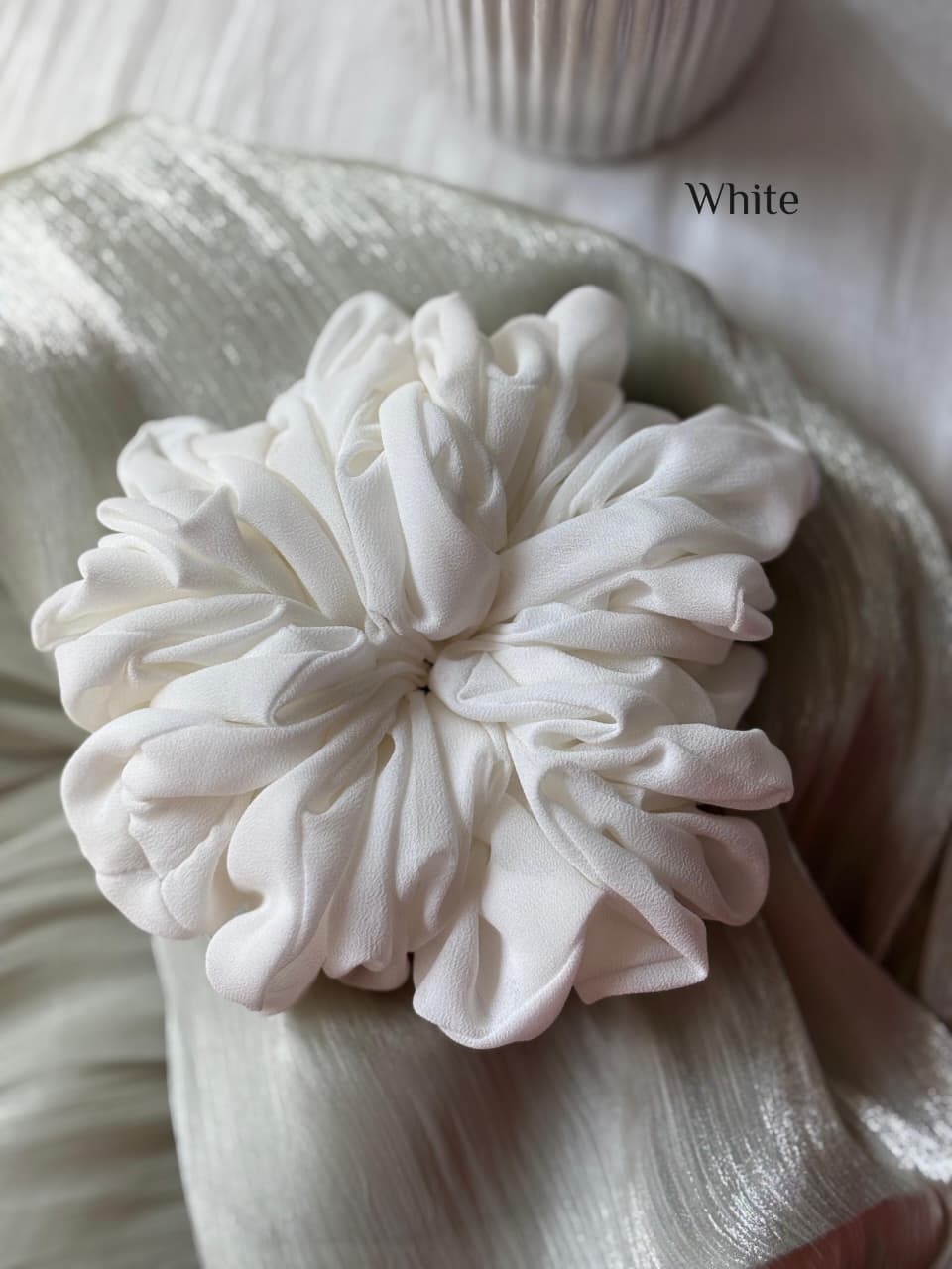 Volumizing Scrunchie